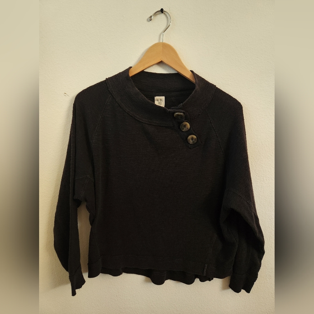 Free People We The Free Women's Don't‎ Forget Me Button Neck Sweater Gray Small